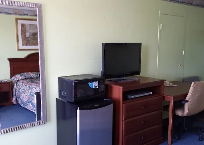 Innkeeper Motel 3*
